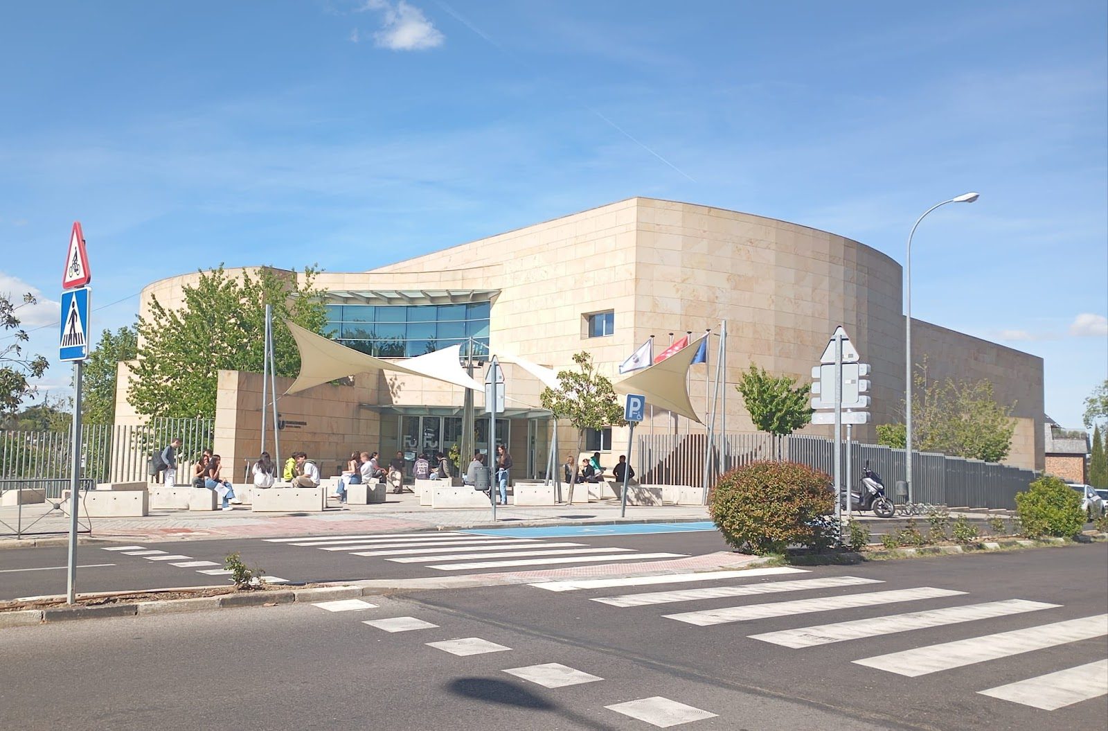 Biblioteca Municipal Francisco Umbral (Majadahonda)