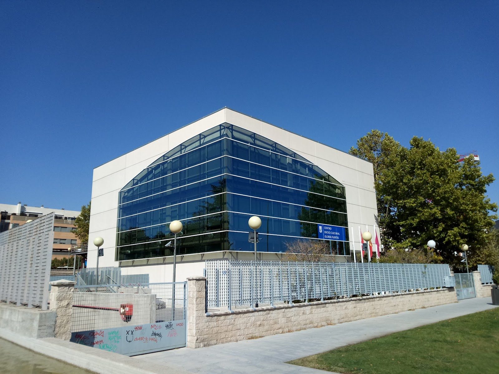 Biblioteca Municipal Gloria Fuertes
