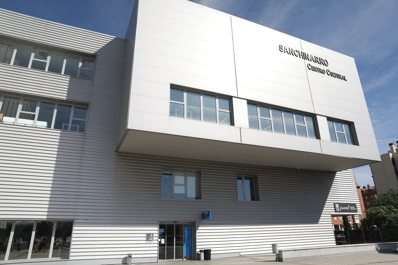 Biblioteca Municipal María Lejárraga