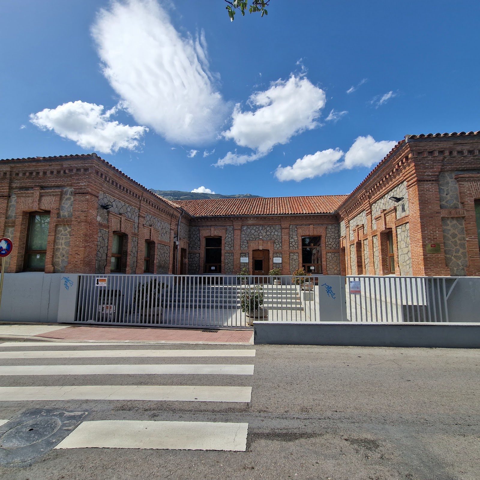 Biblioteca Municipal Pedro Antonio de Alarcón (San Lorenzo de El Escorial)