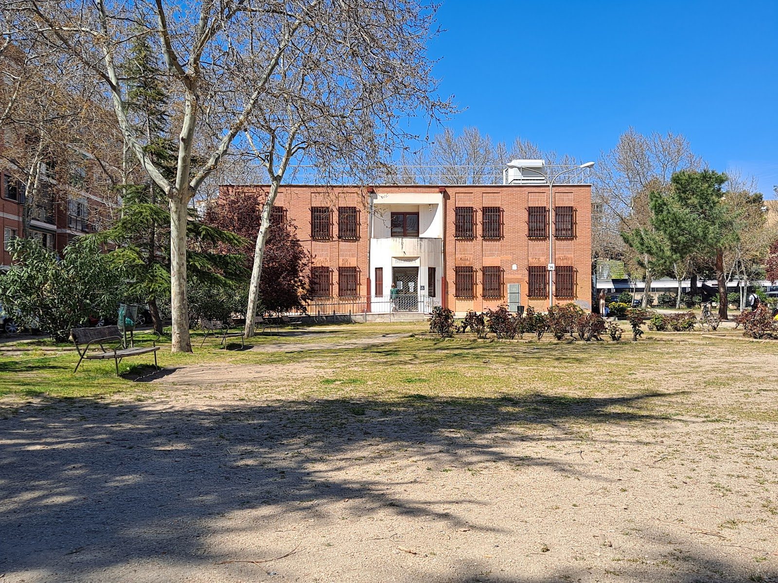 Biblioteca Municipal Rosa Chacel (Alcalá)