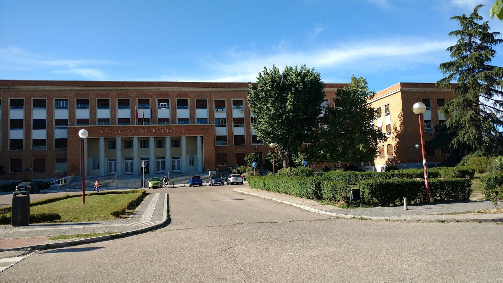 Biblioteca UCM – Facultad de Farmacia