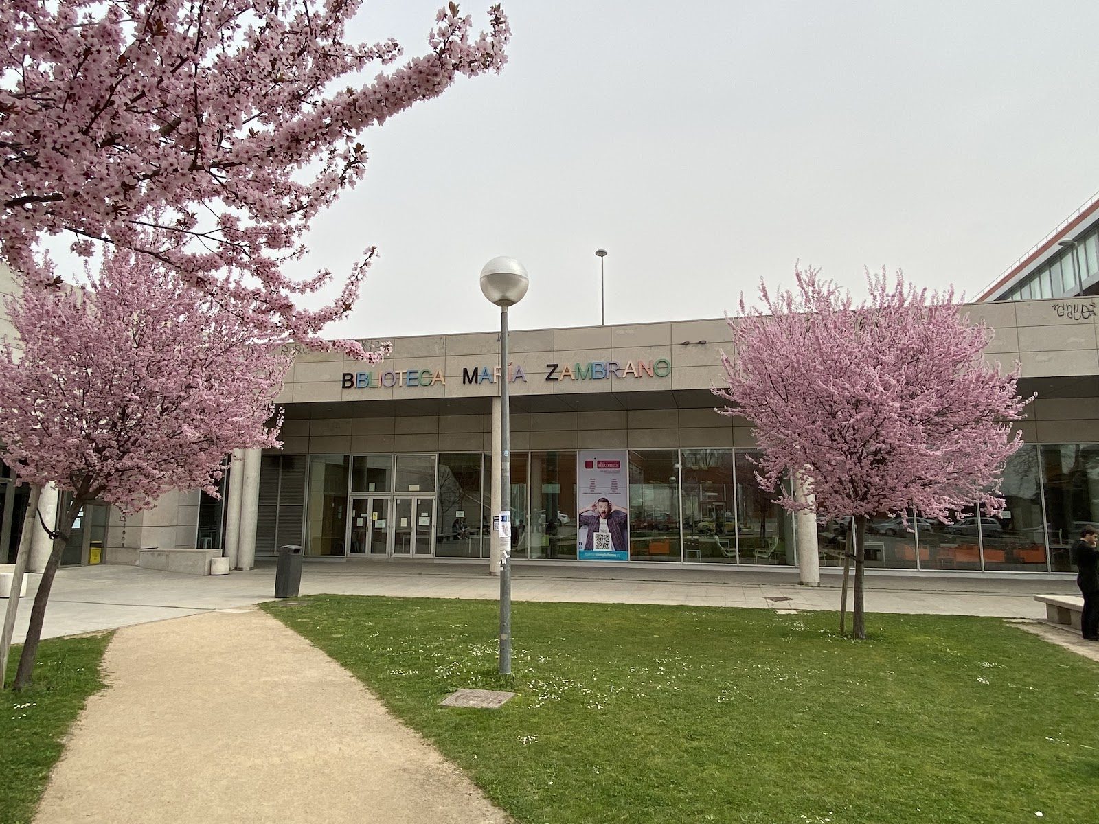 Biblioteca UCM – María Zambrano